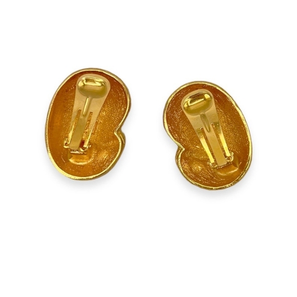 Reclaimed 18K Gold Plated Retro Seashell Clip-on Earrings 1970 Les Bernard - Picture 2 of 4